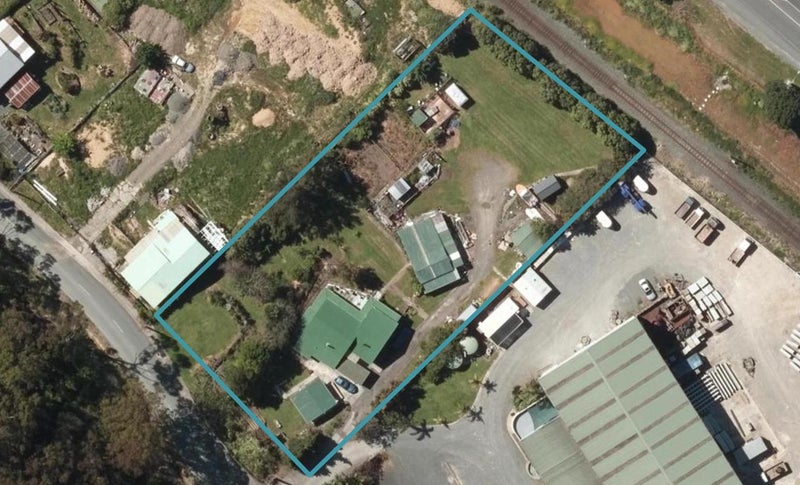 25 Limeburners Street, Morningside, Whangarei - Carousel 1