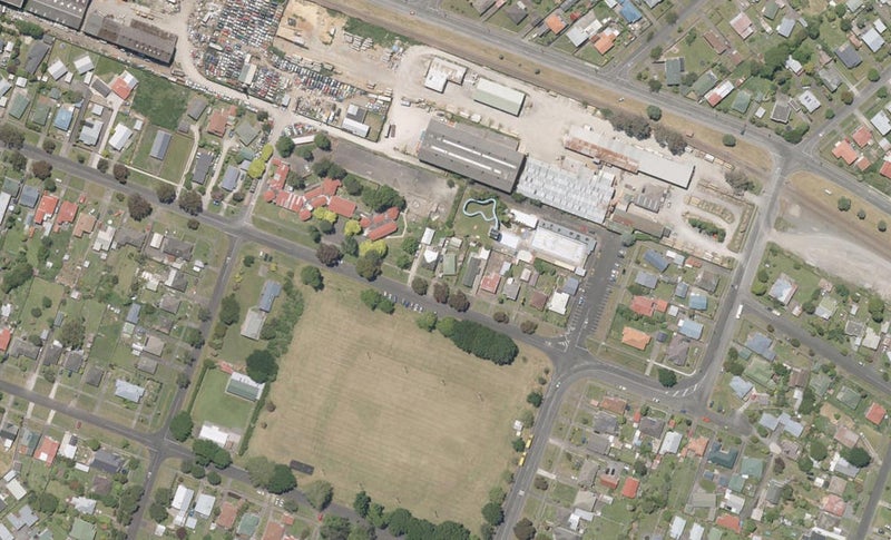 79 Hakeke Street, Whanganui East, Whanganui - Carousel 1