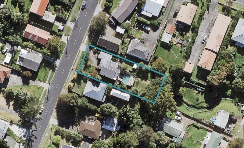 25 Nikau Street, New Lynn, Auckland - Carousel 1