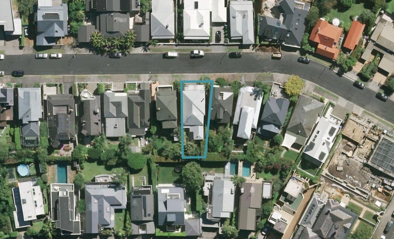 12 Dunedin Street, Saint Marys Bay, Auckland - Carousel 1