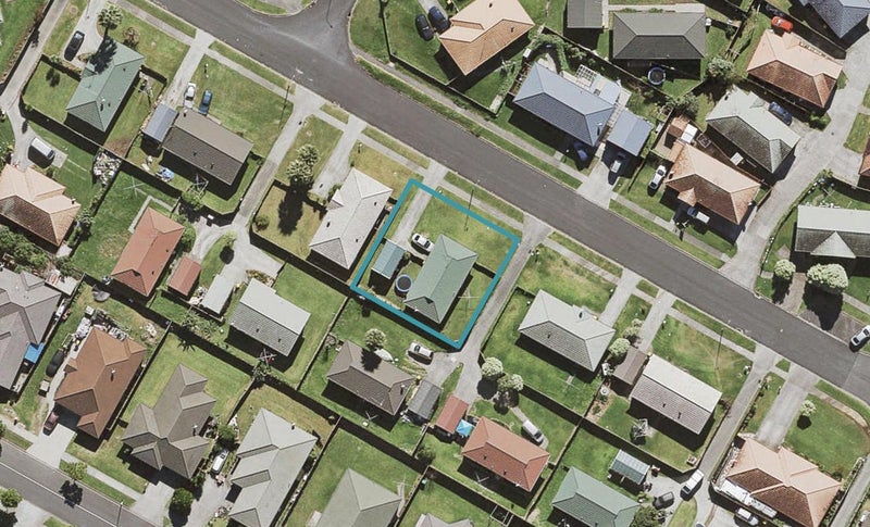 51 Manston Road, Mangere, Auckland - Carousel 1