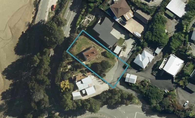1A Rowling Road, Kaiteriteri - Carousel 1