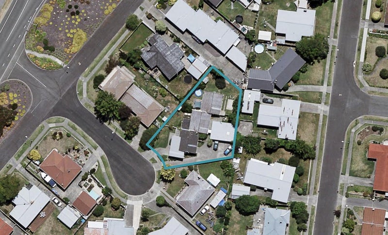 7 Wells Place, Tamatea, Napier - Carousel 1