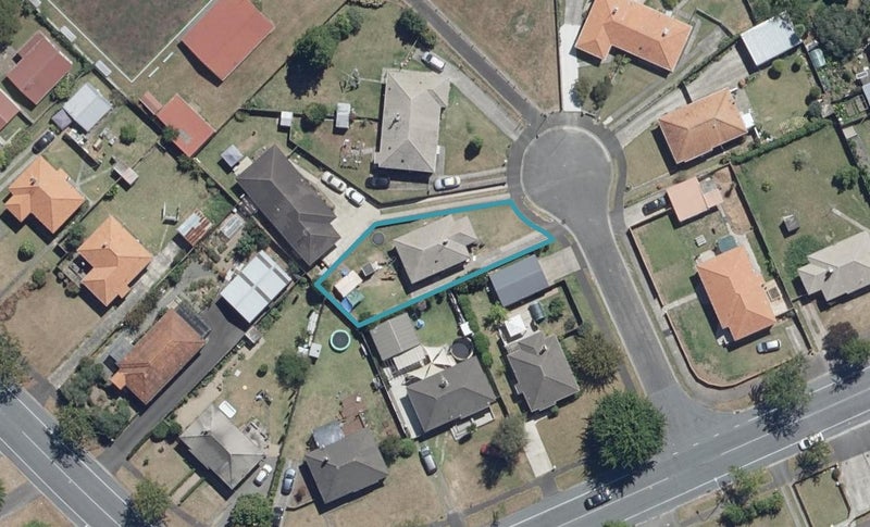 5 Gardiner Place, Fairfield, Hamilton - Carousel 1