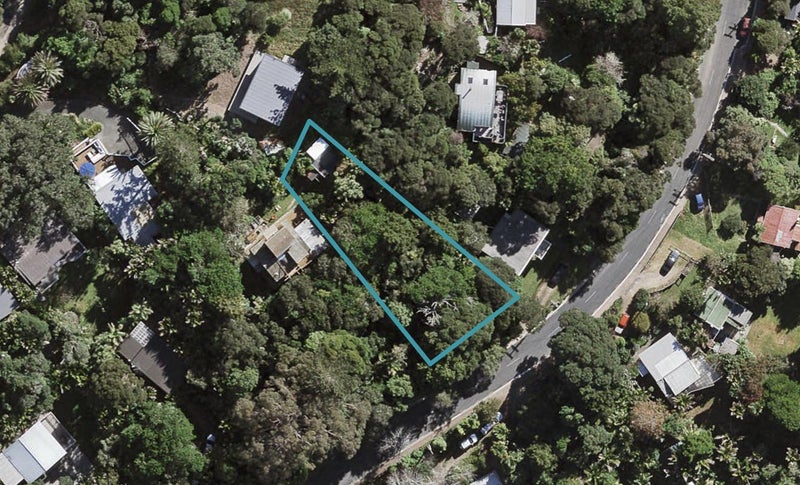 14 Palm Road, Palm Beach, Waiheke Island - Carousel 1