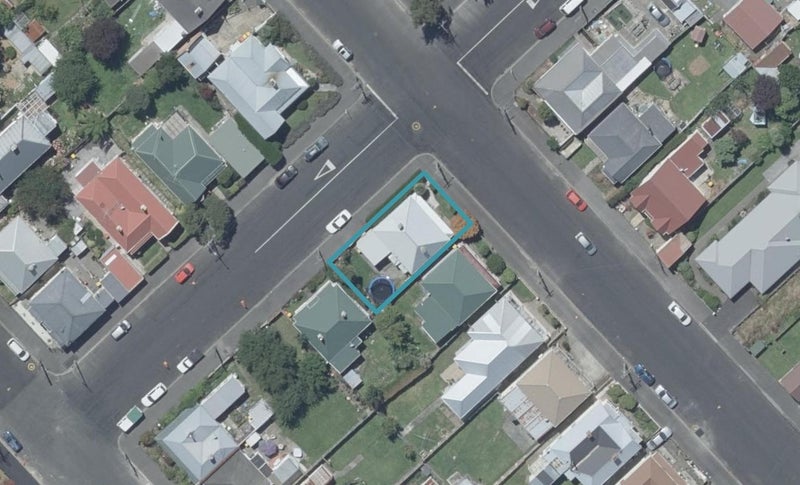 19 Crown Street, North East Valley, Dunedin - Carousel 1