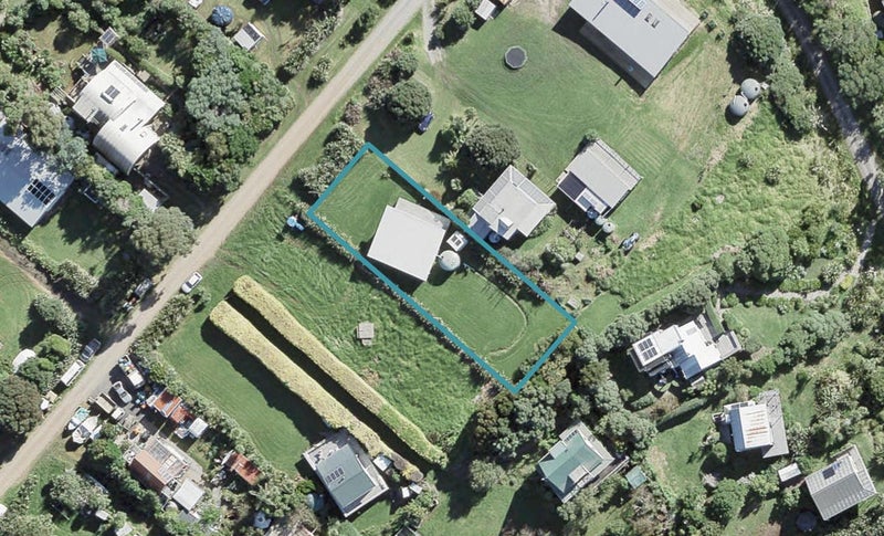 7 Ocean View Crescent, Rakino Island, Auckland - Carousel 1