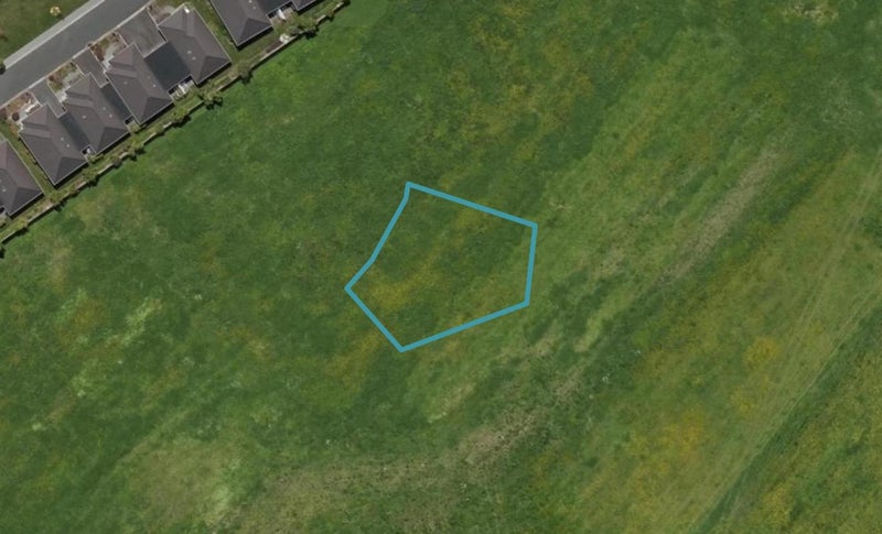 9 Hawthorne Lane, TE KAMO - Carousel 1