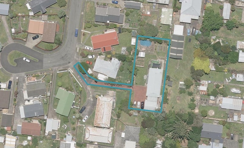 9 Saunders Place, Gonville, Whanganui - Carousel 1