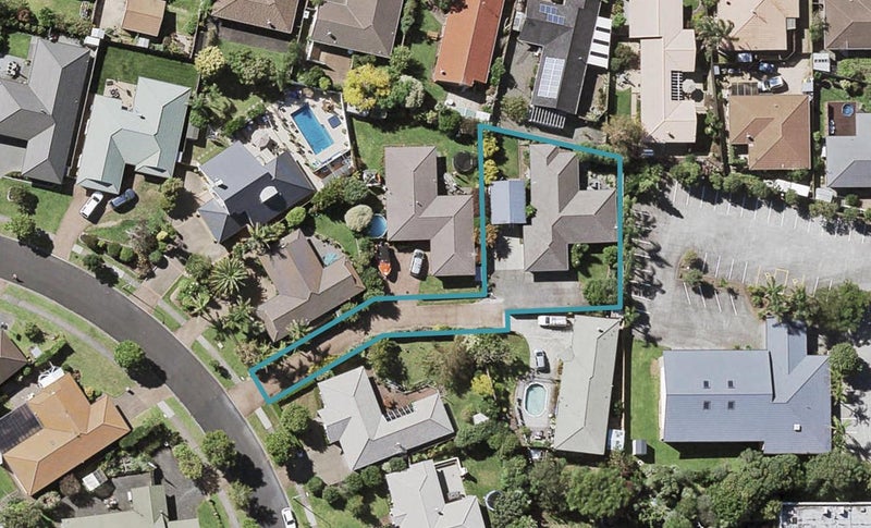 44 Bob Charles Drive, Golflands, Auckland - Carousel 1