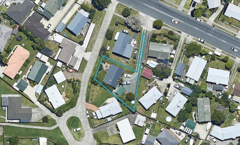218 Gravatt Road, Papamoa Beach, Papamoa - Carousel 1