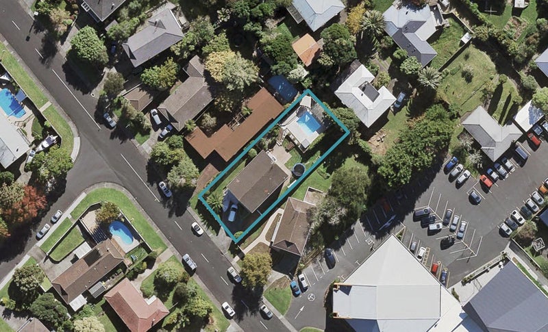 71 Eban Avenue, Hillcrest, Auckland - Carousel 1