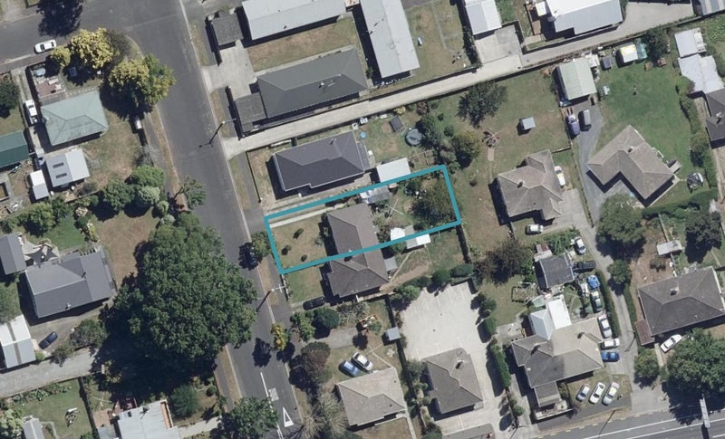 6 Nixon Street, Hamilton East, Hamilton - Carousel 1