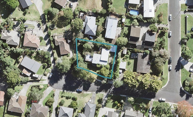 33 Holt Avenue, Torbay, Auckland - Carousel 1