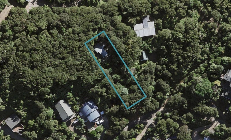 96 Fairview Crescent, Omiha, Waiheke Island - Carousel 1