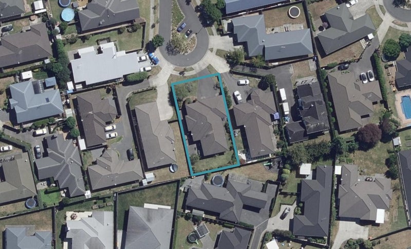 15 Camberley Way, Huntington, Hamilton - Carousel 1