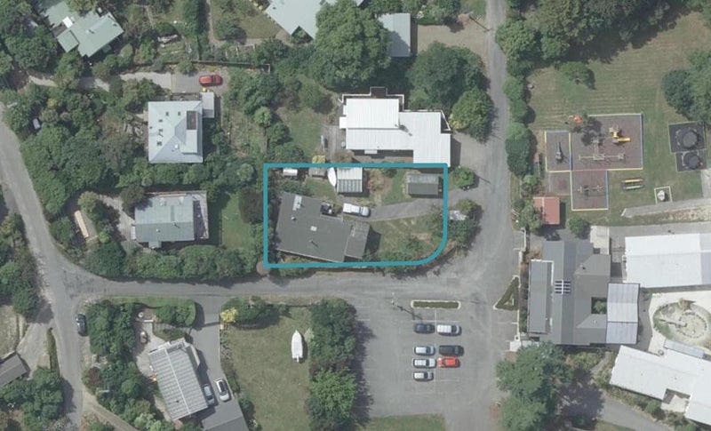 3 Cholmondeley Lane, Governors Bay, Lyttelton - Carousel 1