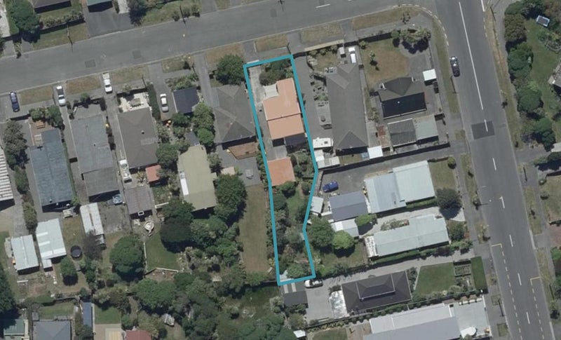 18 Larnach Street, Waimairi Beach, Christchurch - Carousel 1