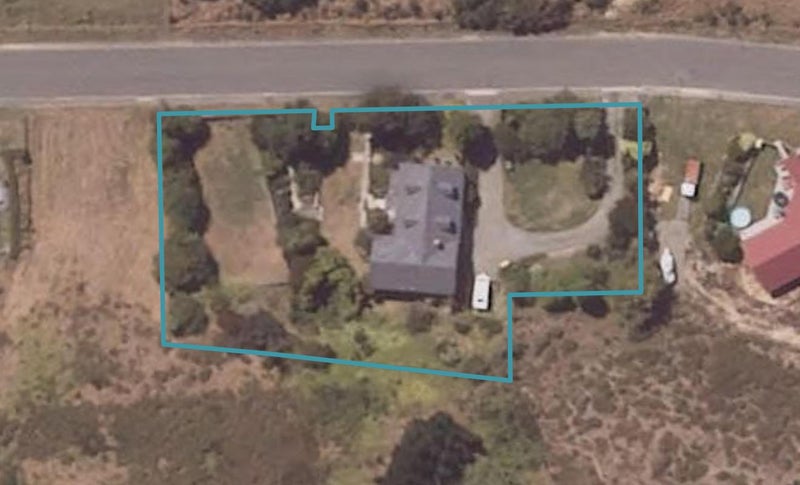 33 Ashburn Street, Oamaru North, Oamaru - Carousel 1