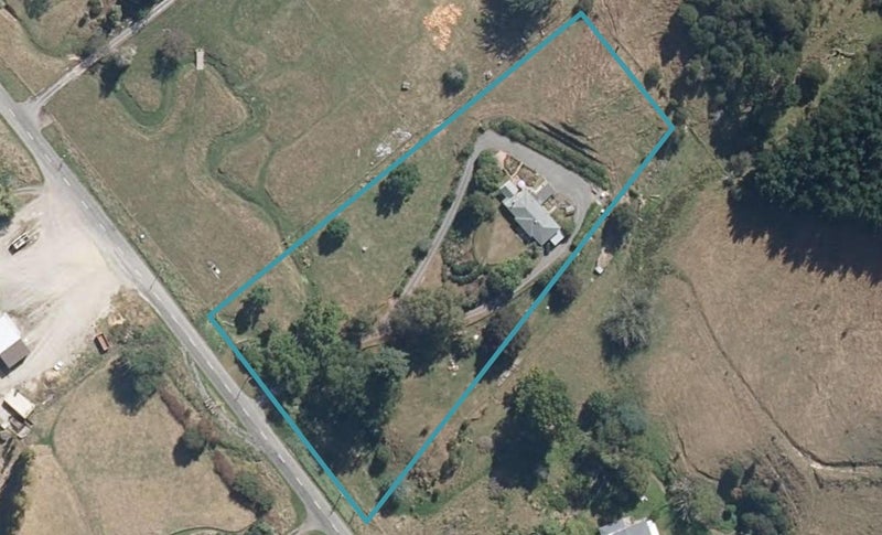 50 Ongo Road, Hunterville - Carousel 1