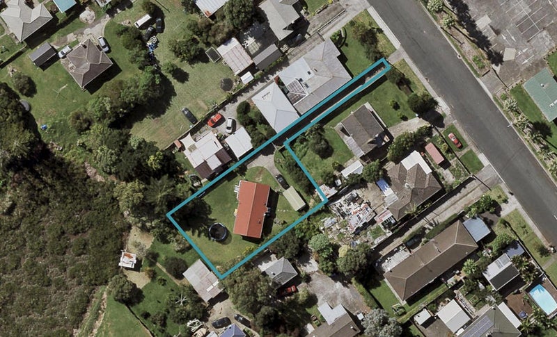 12A Brady Road, Otahuhu, Auckland - Carousel 1