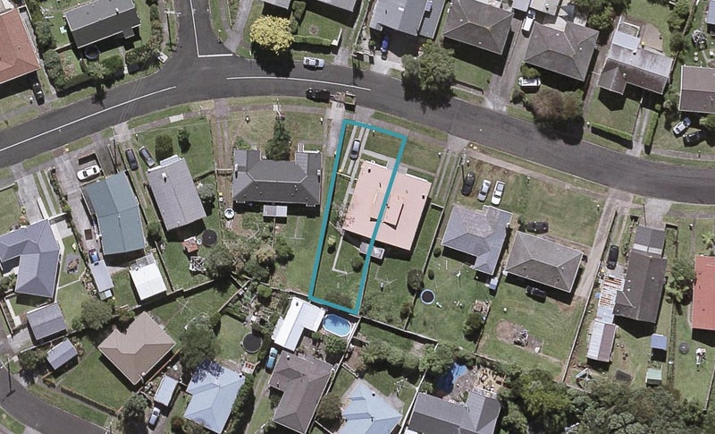 143 Pembroke Street, Westown, New Plymouth - Carousel 1