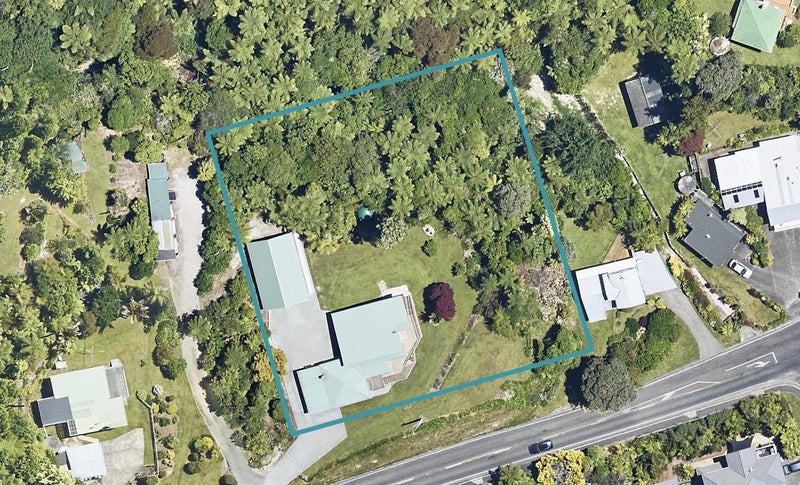 90 Spencer Road, Lake Tarawera, Rotorua - Carousel 1