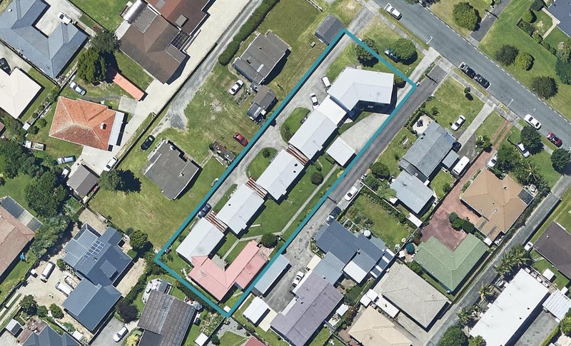 128 Sixteenth Avenue, Tauranga South, Tauranga - Carousel 1