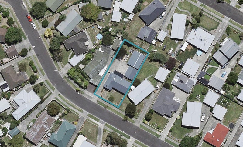 24 Canterbury Street, Tamatea, Napier - Carousel 1