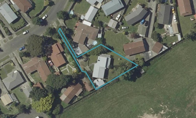 66 Acacia Street, Kelvin Grove, Palmerston North - Carousel 1