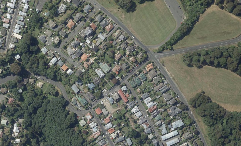 14 Neidpath Road, Mornington, Dunedin - Carousel 1