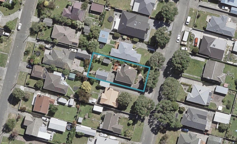 18 Hart Avenue, Boulcott, Lower Hutt - Carousel 1