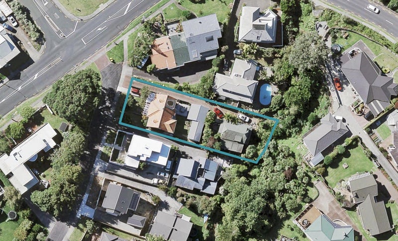 2/35 Luplau Crescent, Howick, Auckland - Carousel 1