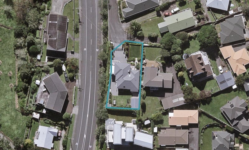 195 Mangorei Road, Merrilands, New Plymouth - Carousel 1