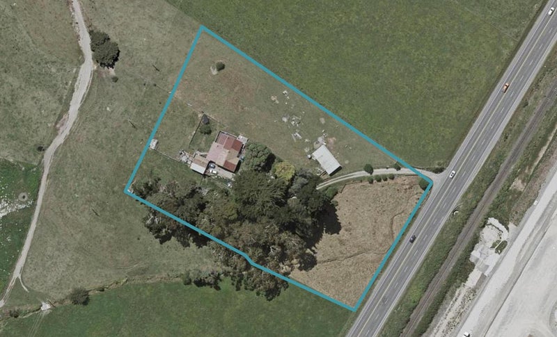 813 State Highway 1, Te Horo - Carousel 1