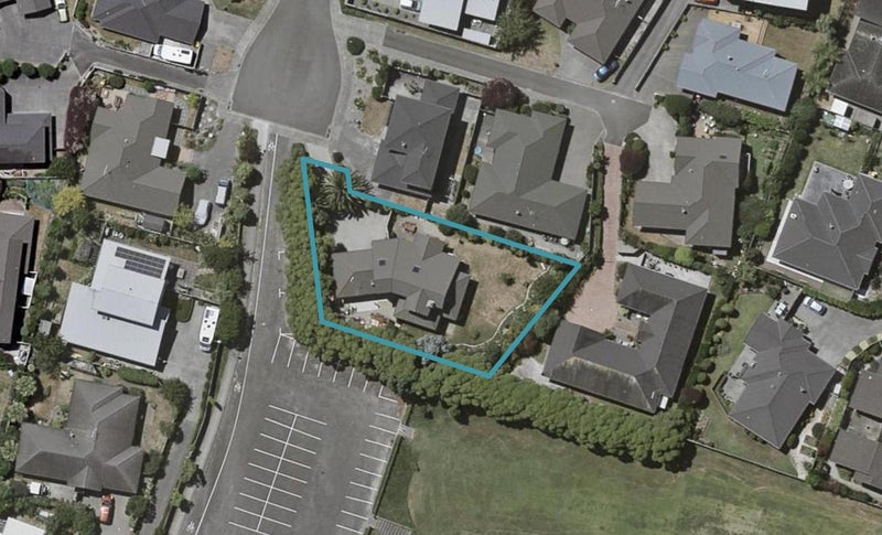 73 Margaret Road, Raumati Beach, Paraparaumu - Carousel 1