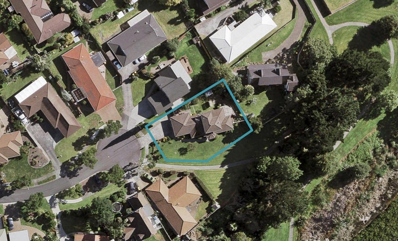 22 Reynard Terrace, Conifer Grove, Takanini - Carousel 1