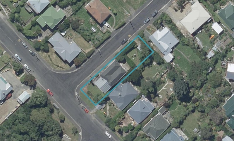 42 Orbell Street, Dalmore, Dunedin - Carousel 1