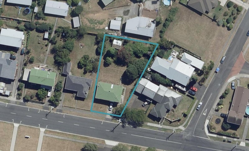 14 Foster Road, Temple View, Hamilton - Carousel 1
