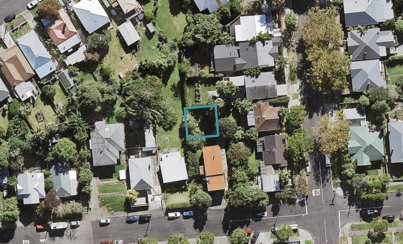 64B Selbourne Street, Grey Lynn, Auckland - Carousel 1
