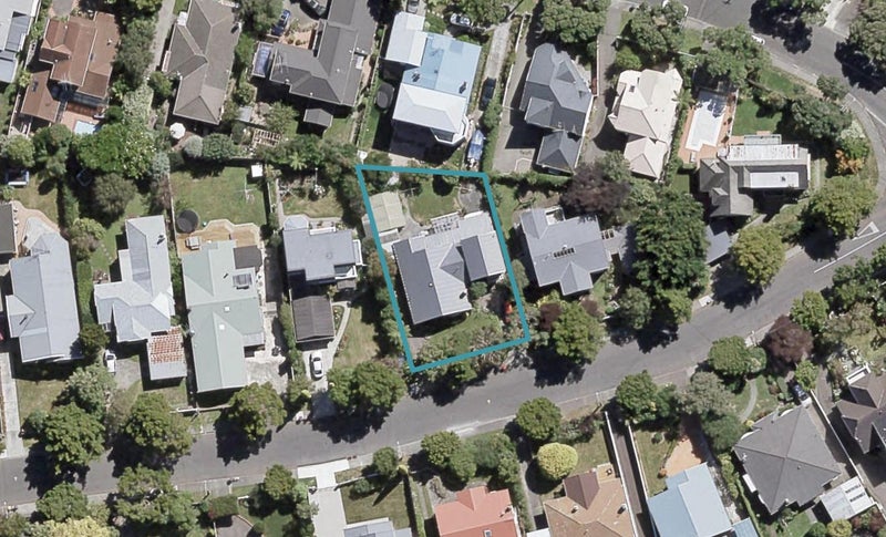 43 Totara Crescent, Woburn, Lower Hutt - Carousel 1