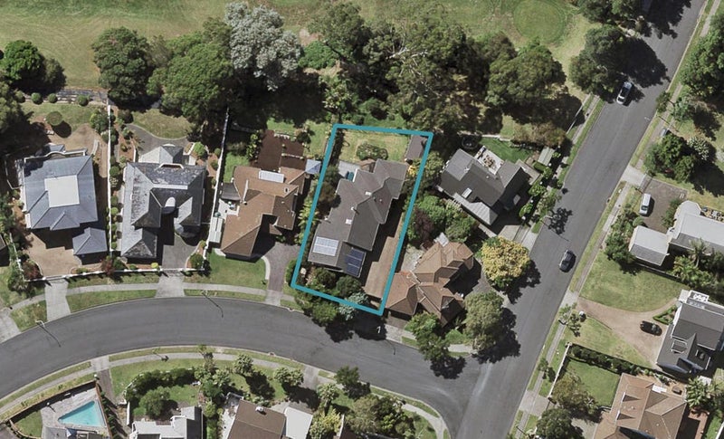 3 Coldham Crescent, Saint Johns, Auckland - Carousel 1