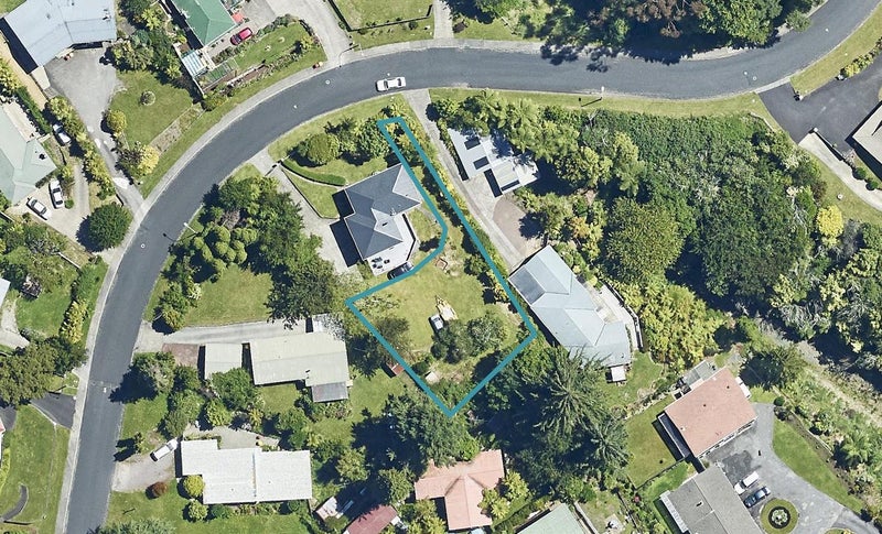 5A Russell Crescent, Western Heights, Rotorua - Carousel 1