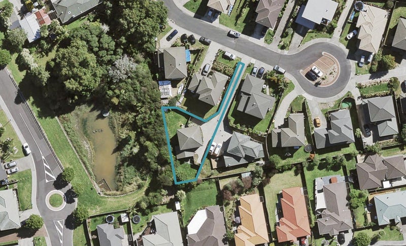 5 Vanhest Way, Ranui, Auckland - Carousel 1