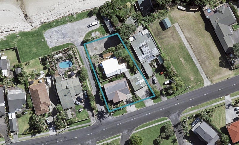 1/75 Torkar Road, Clarks Beach, Auckland - Carousel 1