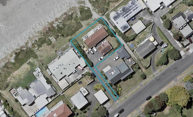 117 Tutere Street, Waikanae Beach, Waikanae - Carousel 1