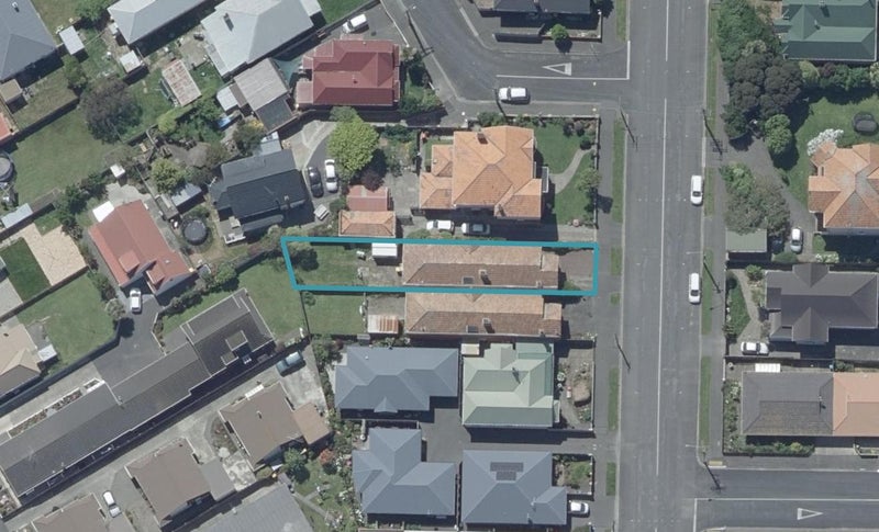 82 Queens Drive, Saint Kilda, Dunedin - Carousel 1