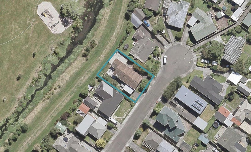 53 Perry Street, Heretaunga, Upper Hutt - Carousel 1