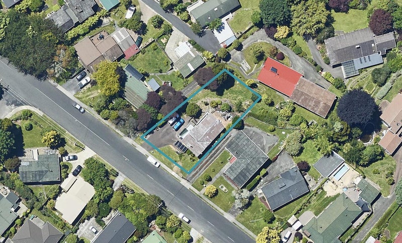 98 Iles Road, Lynmore, Rotorua - Carousel 1