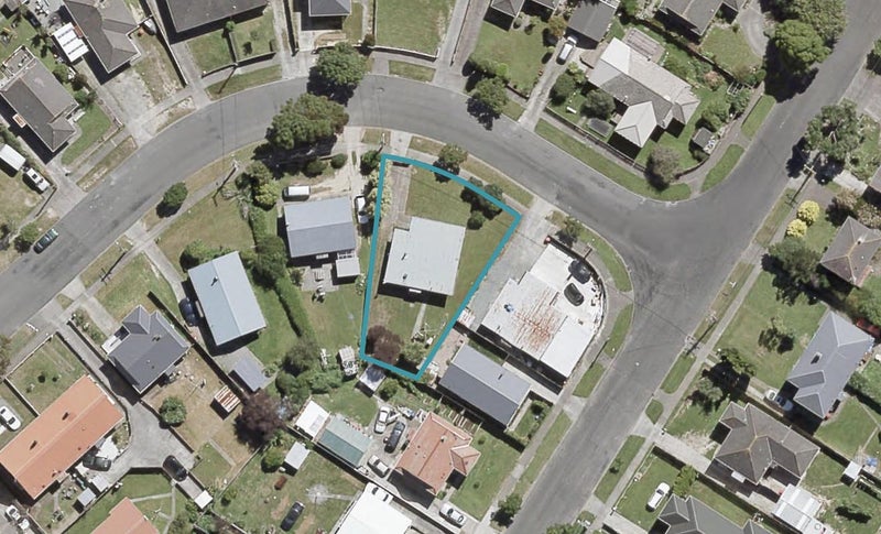 162 Reynolds Street, Taita, Lower Hutt - Carousel 1
